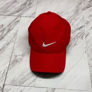 Red Nike golf hat